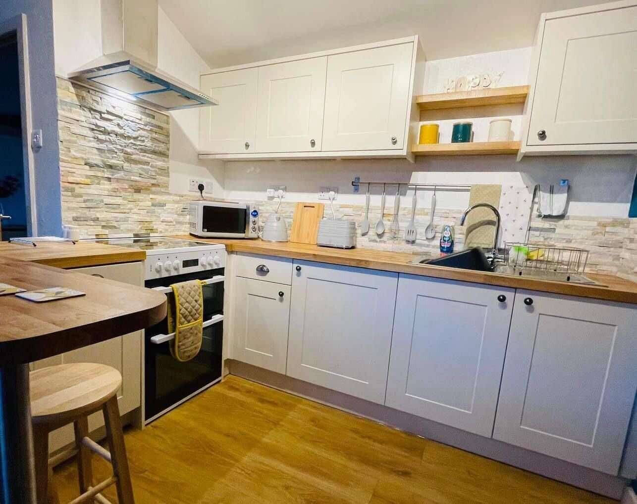Freehold Licensed Café Coffee Bistro Bar Business Guest Accommodation Dent Yorkshire Dales For Sale Photo 12
