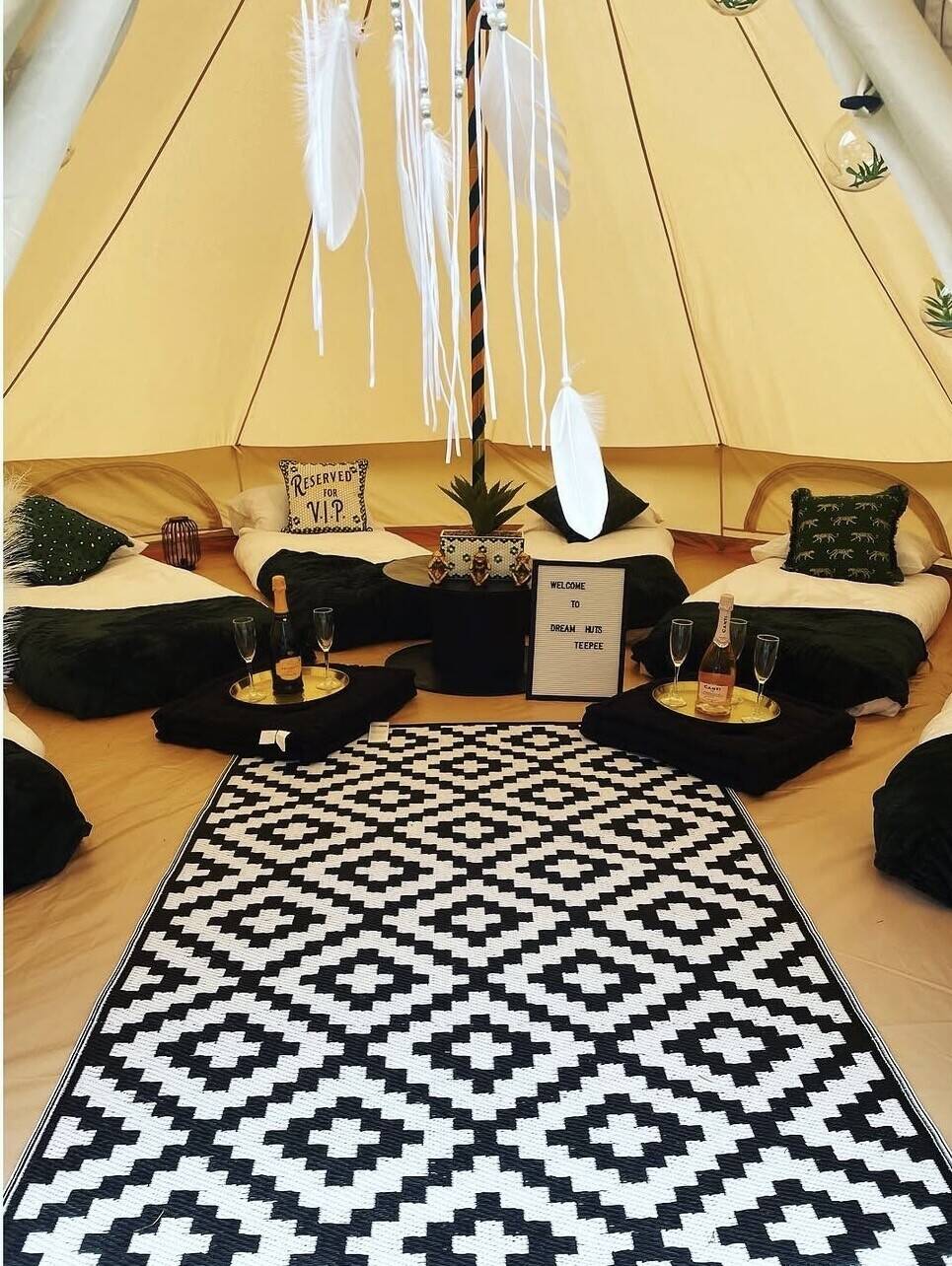 Teepee sleepover business
