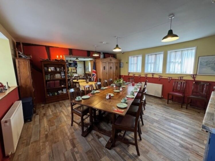 Leasehold Vintage Tea Rooms & Cocktail Bar Located In Stratford Upon Avon Photo 12