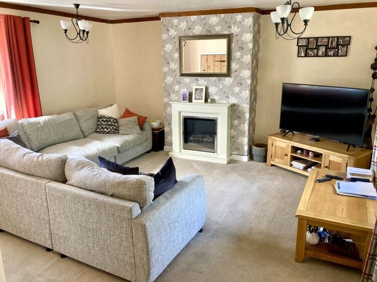 TEA ROOM & TEA GARDEN with ACCOMMODATION