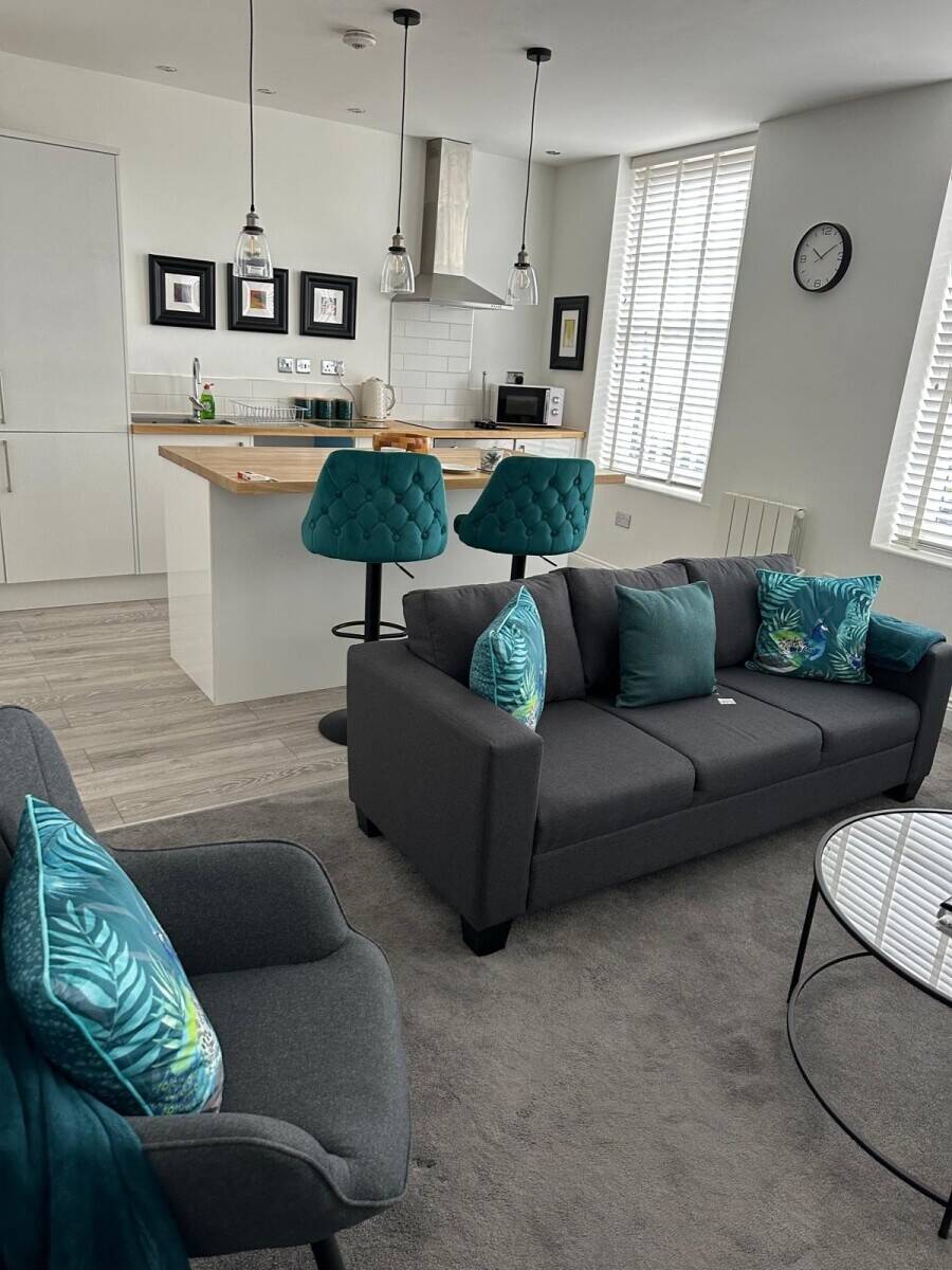 Hairdressing shop for Sale in Ashford with Accommodation Photo 12