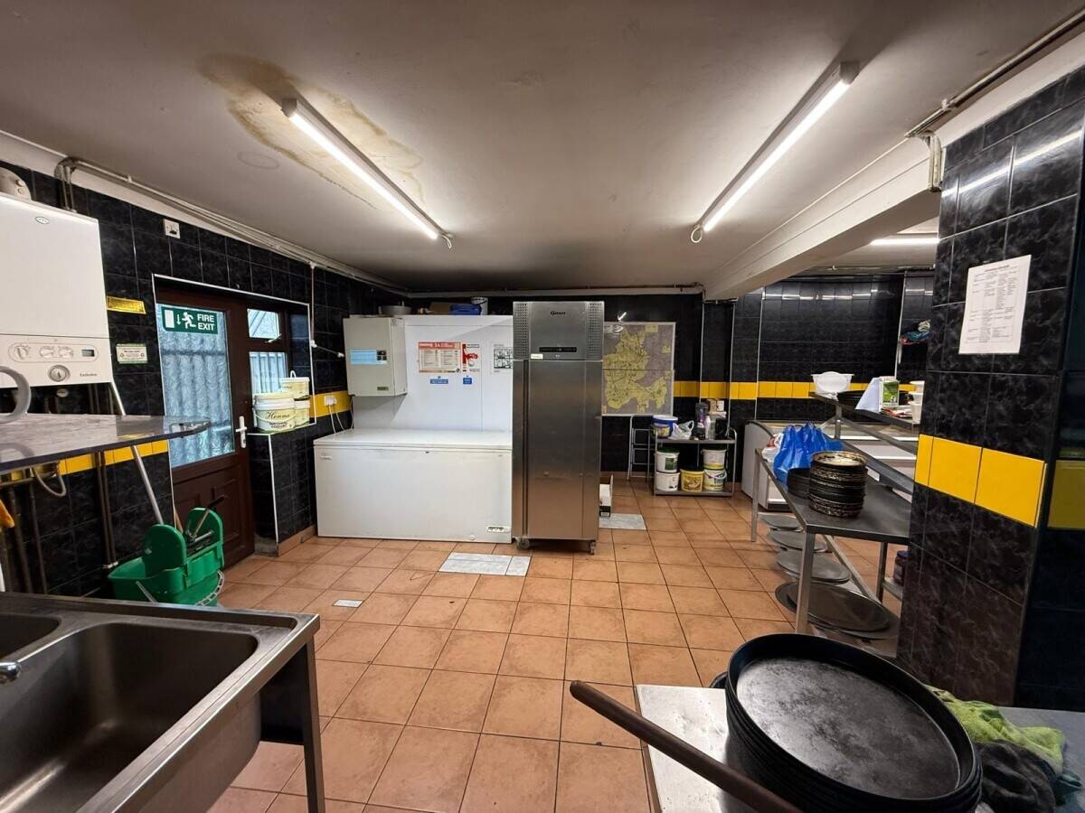 Fast Food Resturant for sale in Dudley west midlands
