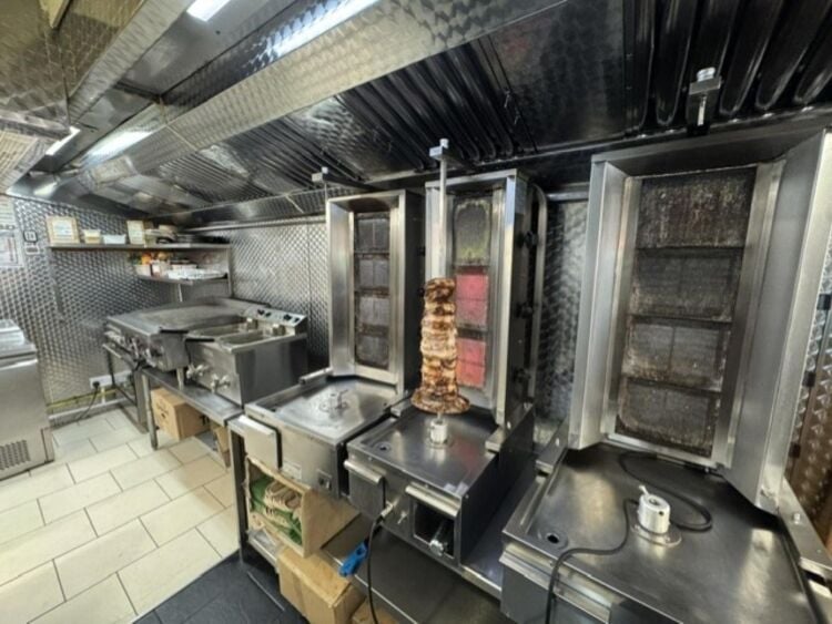 Leasehold Greek Takeaway & Restaurant Located In Rugby Photo 12