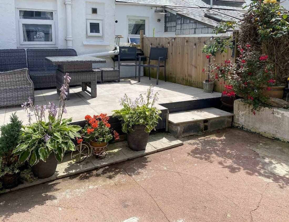 A Charming Boutique Guest House – Prime Brixham, Devon Coastal Location Photo 12