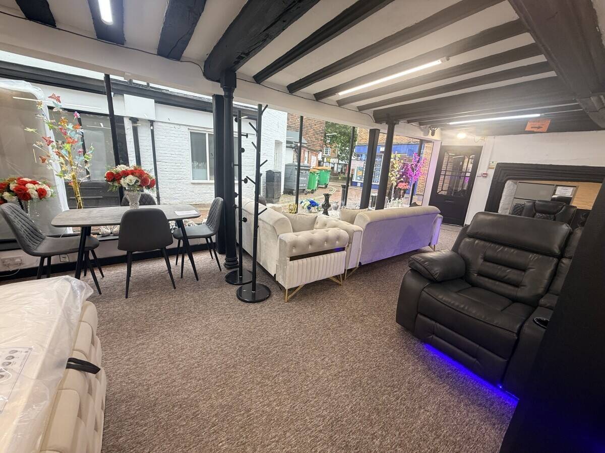 FURNITURE SHOP for sale in Ashford kent Photo 12