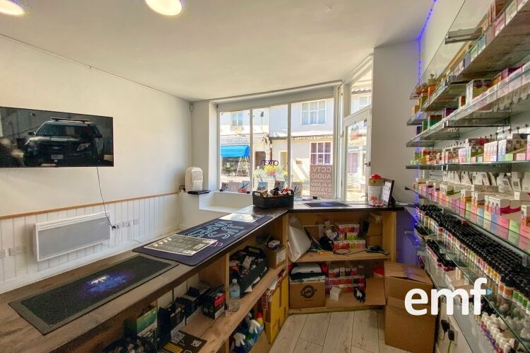Traditional Vape Shop Chain