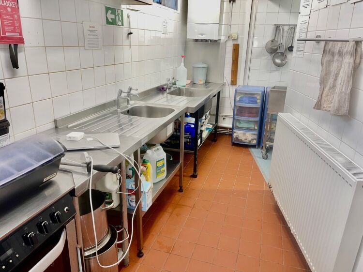 Freehold Fish & Chip Shop & Takeaway Located In Horrabridge, Devon Photo 12