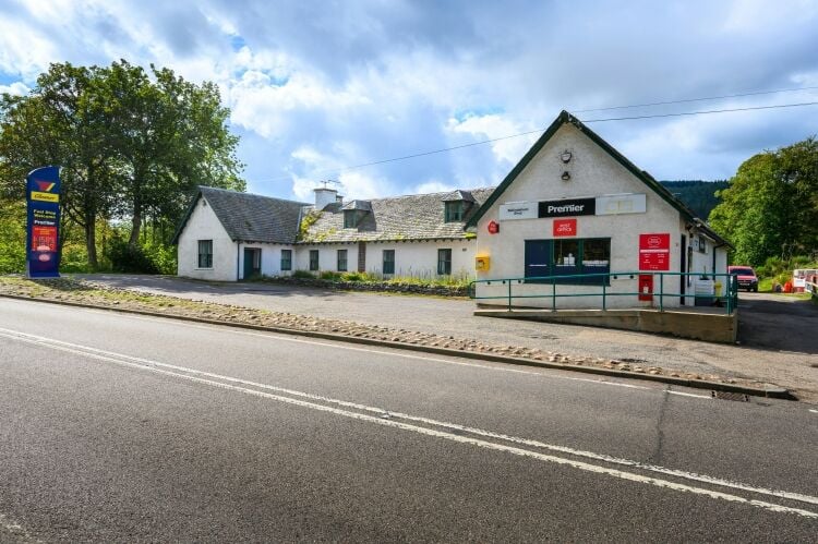 Ballindalloch Filling Station & Shop/Post Office Photo 12