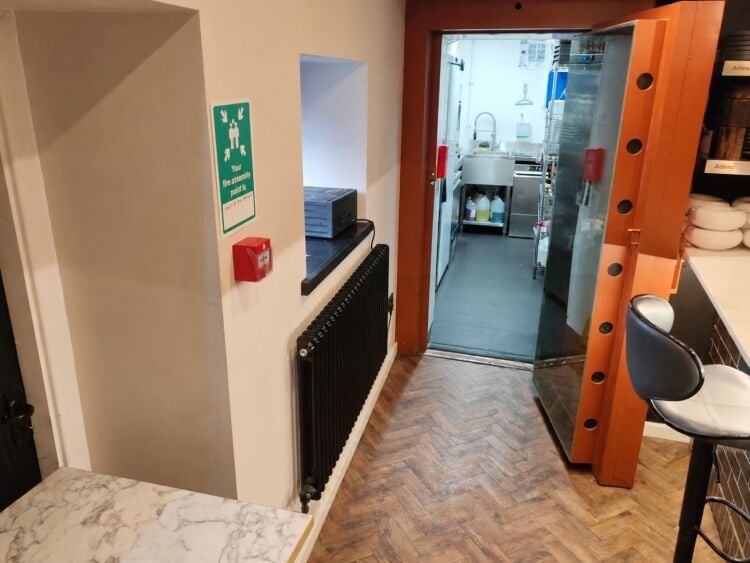 Michelin Guide Listed, 2 AA Rosette Restaurant in Former Bank - Chapel-en-le-Frith, High Peak Photo 12