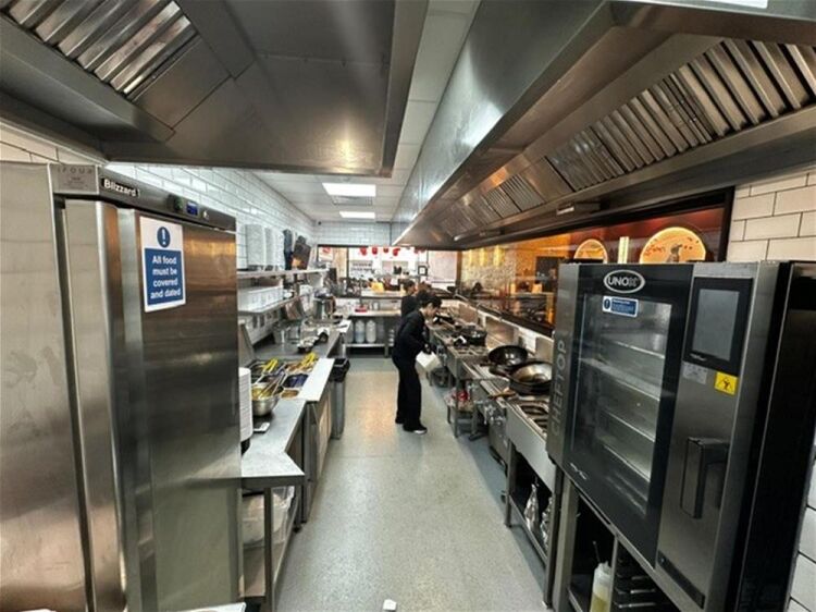 LEASEHOLD CHINESE/ASIAN STREET BRANDED RESTAURANT & TAKEAWAY BUSINESS
TREMENDOUS FRANCHISE OPPORTUNITY