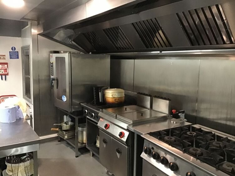 CARDIFF CITY CENTRE LICENSED BAR and EATERY