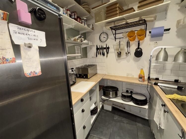 Restaurants For Sale in Leeds Photo 6