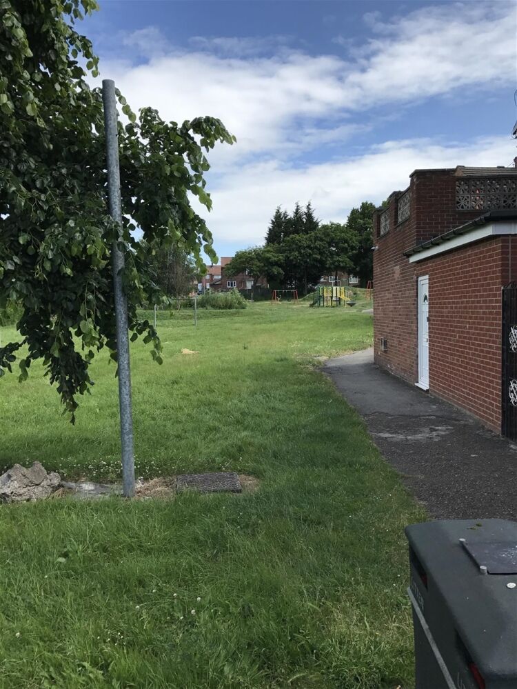 THRIVING POST OFFICE & LICENSED CONVENIENCE STORE IN MALTBY
