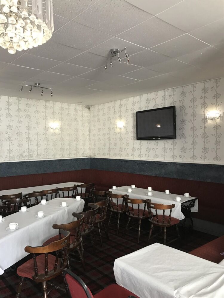 FREEHOLD PUBLIC HOUSE & FUNCTION VENUE IN ARMADALE TOWN CENTRE