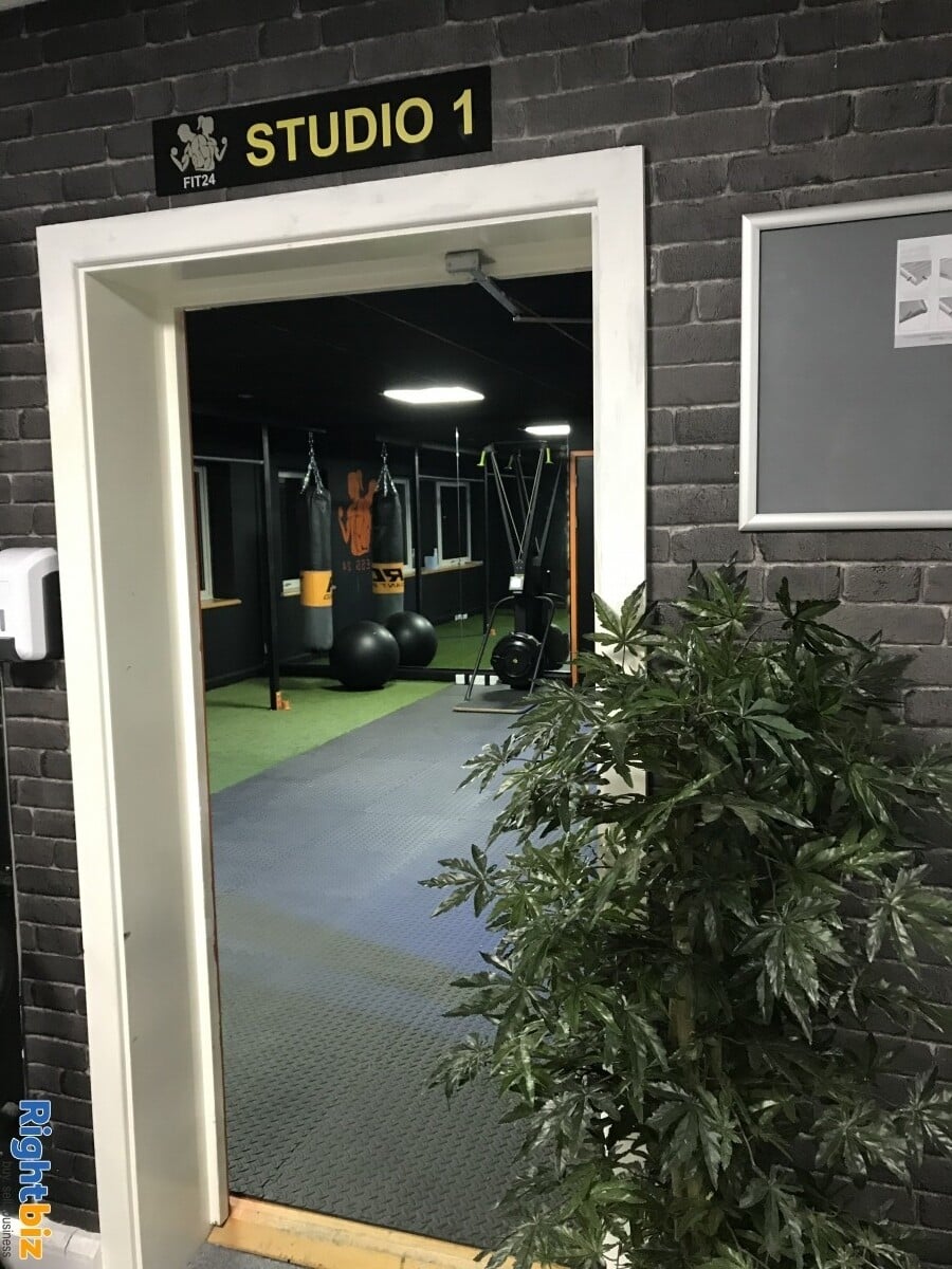 Independent Fitness Center,  leasehold, Gosport, Hampshire Photo 13