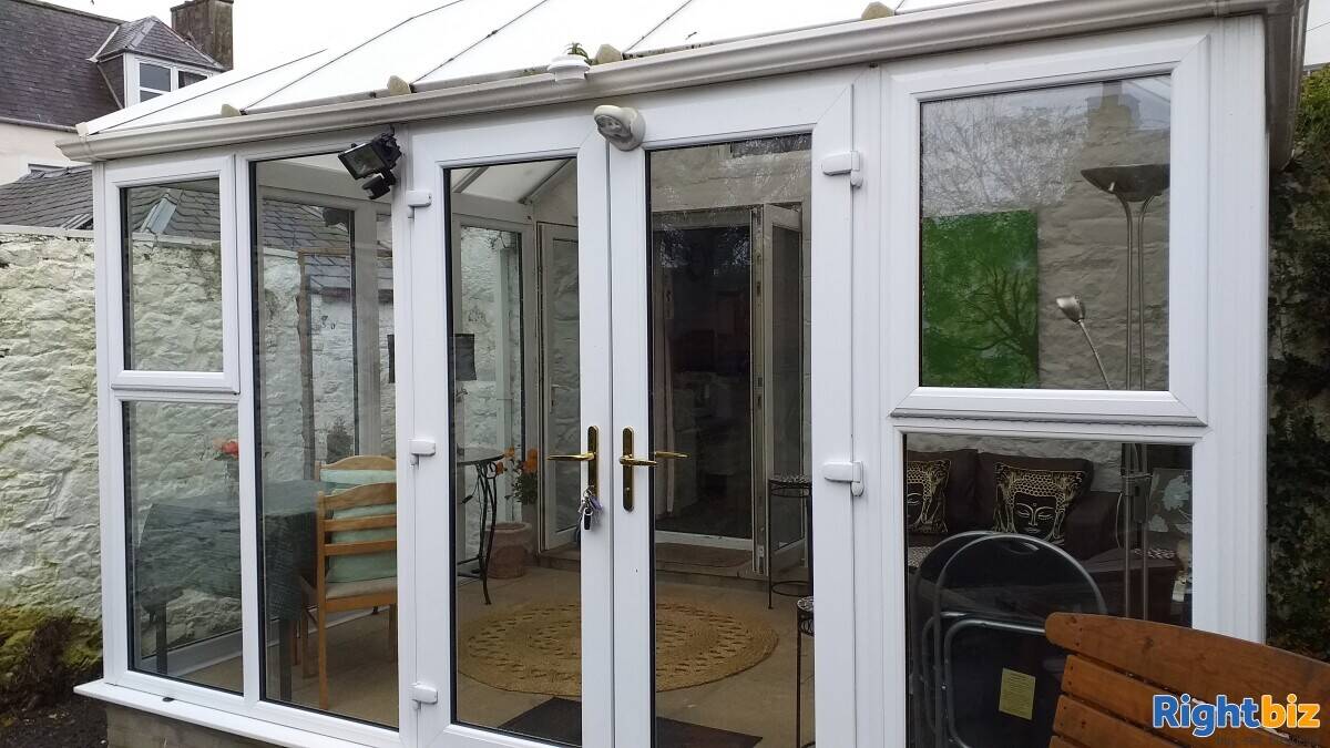 Profitable business and home in Georgian house + Annexe in Attractive Tourist Town in South Scotland