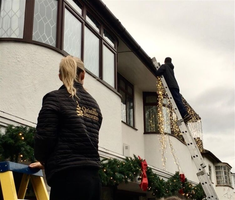 A SPECIALIST IN DESIGNING AND INSTALLING CHRISTMAS LIGHTING DISPLAYS Photo 13