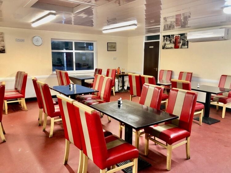 Freehold Café Located In Roche Photo 13