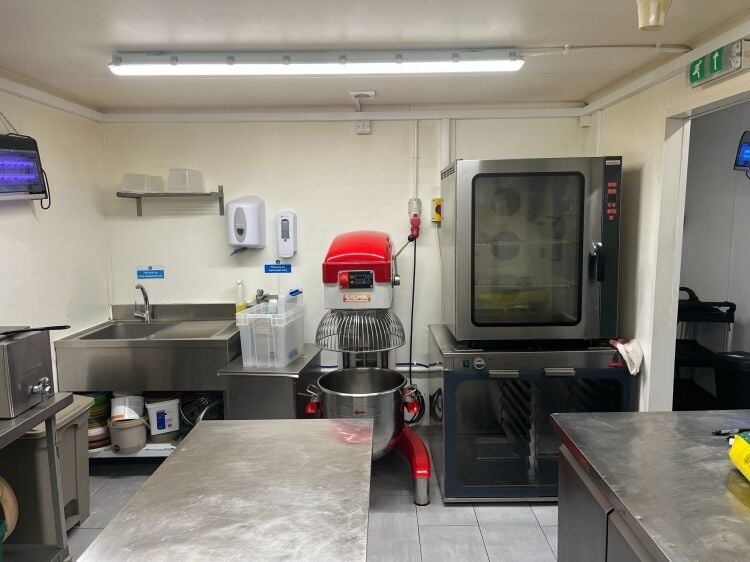 ICE CREAM/DESSERT & COFFEE SHOP BUSINESS, SOUTH WALES Photo 13