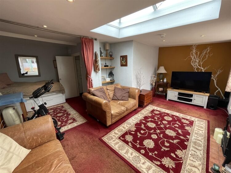 Outstanding South Devon Guest House For Sale in Paignton Photo 13
