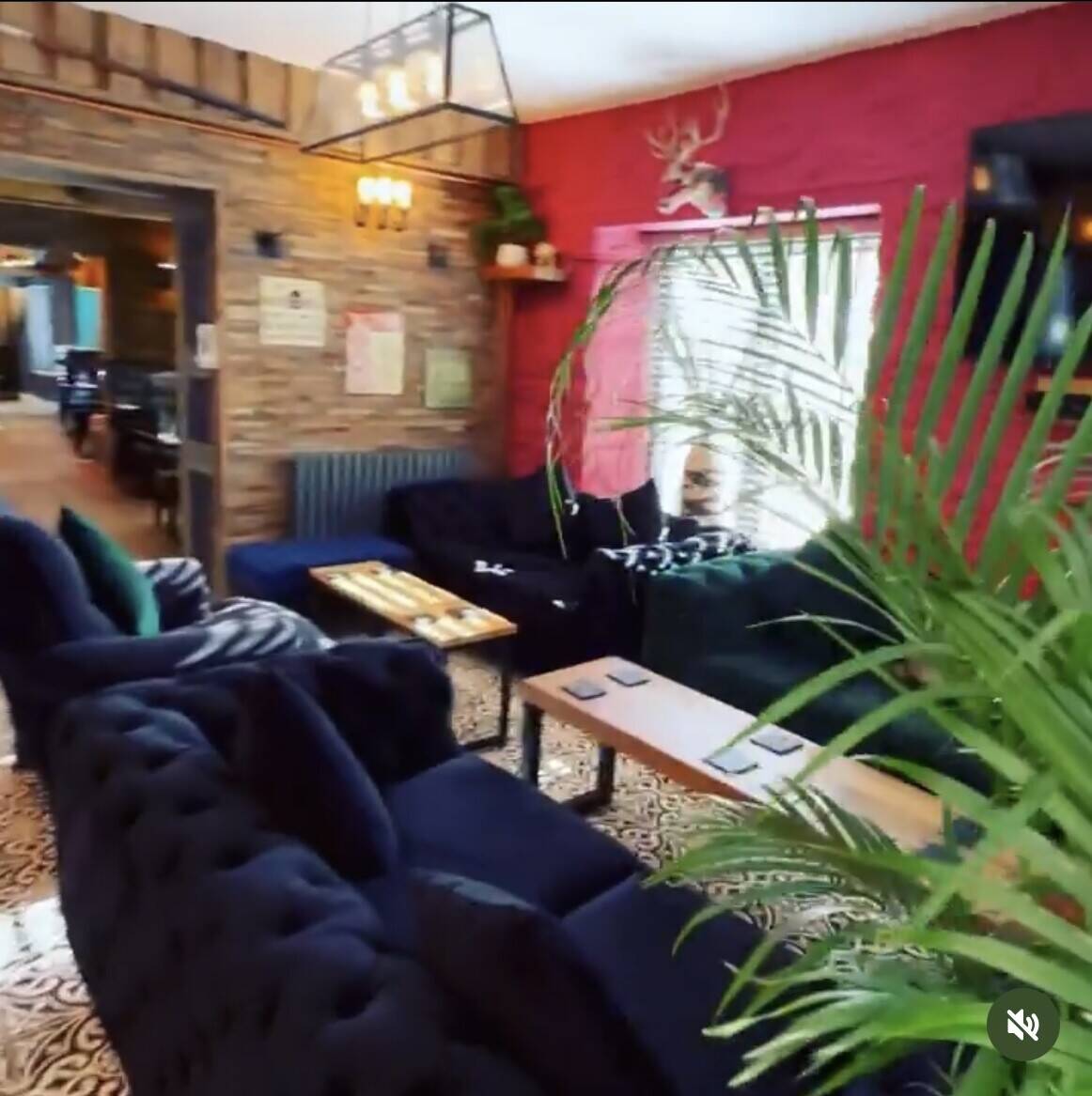 Beautiful bespoke restaurant, located on Milford Haven Marina