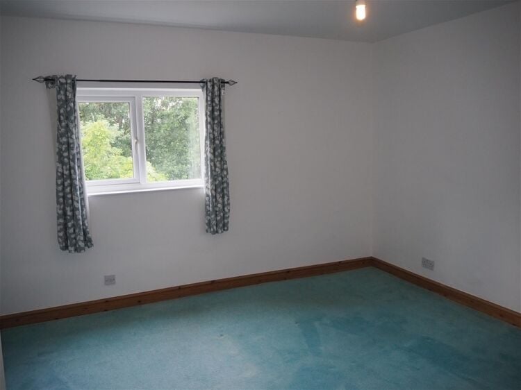 Kennels, Cattery & Equestrian businesses For Sale in Normanton Photo 13