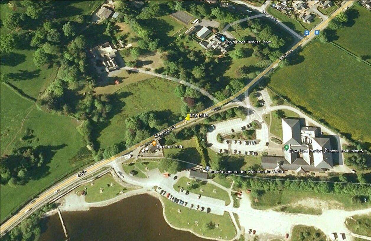 EXCEPTIONAL FREEHOLD BUSINESS OPPORTUNITY ON THE SHORES OF BALA LAKE, SNOWDONIA, NORTH WALES