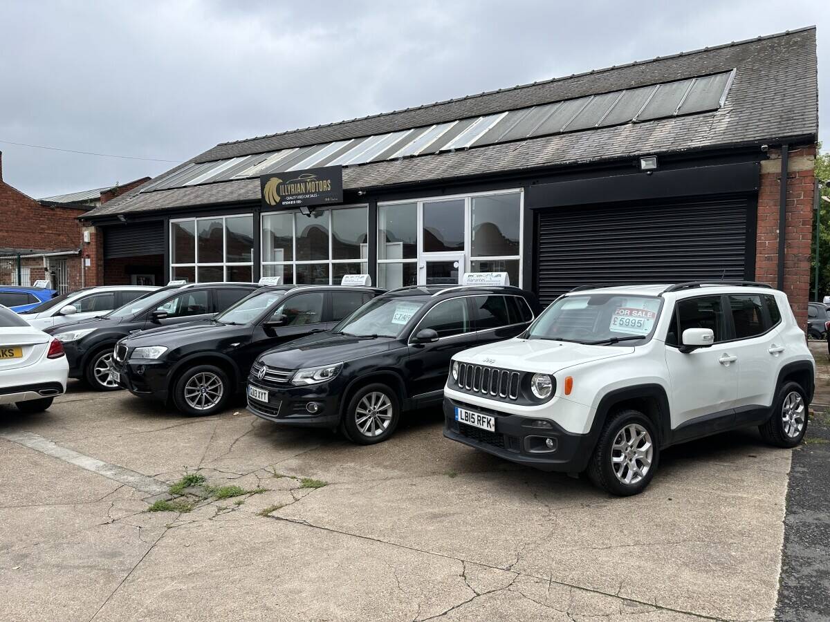 Car Sales w Garage In Nottingham for sale Photo 13