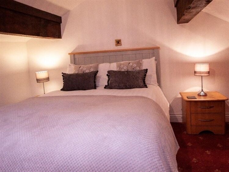 Hotels For Sale in Keighley Photo 13