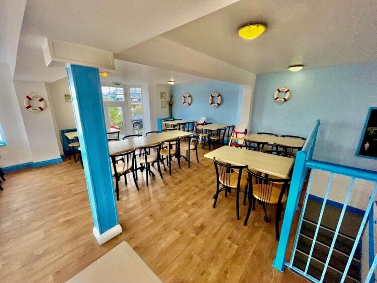 Freehold Fish & Chip Takeaway & Restaurant Located In Newquay Cornwall Photo 13