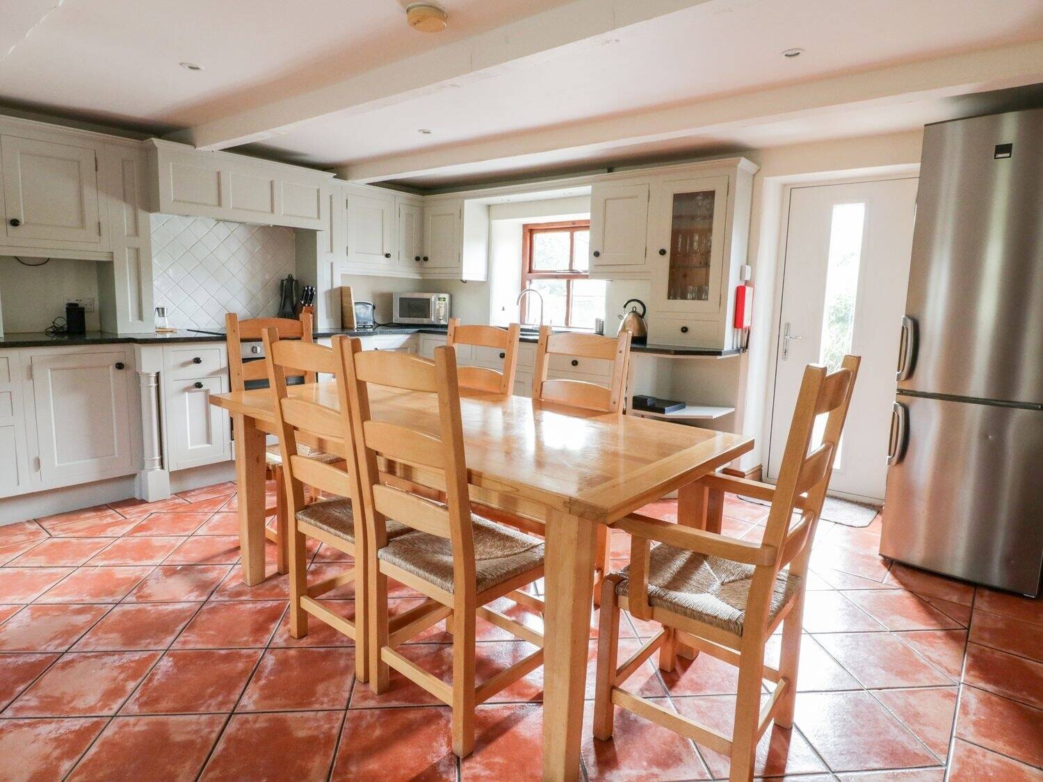 Freehold Idyllic self catering cottage with beautiful 3 bedroomed owners accommodation. Photo 13