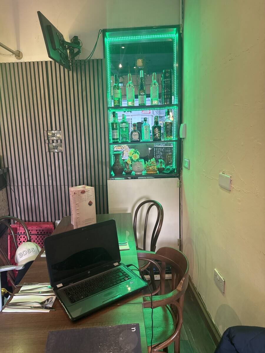 Finest Indian restaurant for sale in London Photo 10
