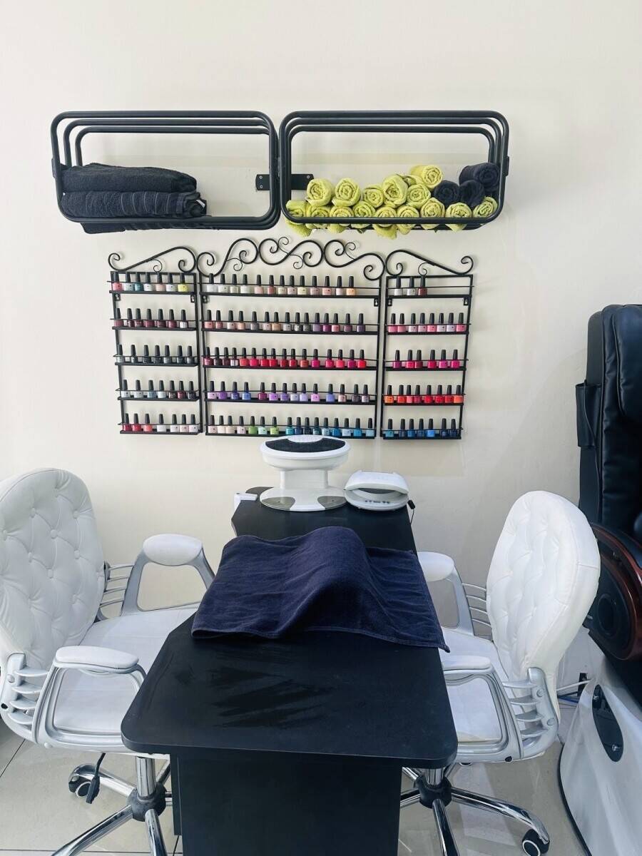 Beauty Salon for sale