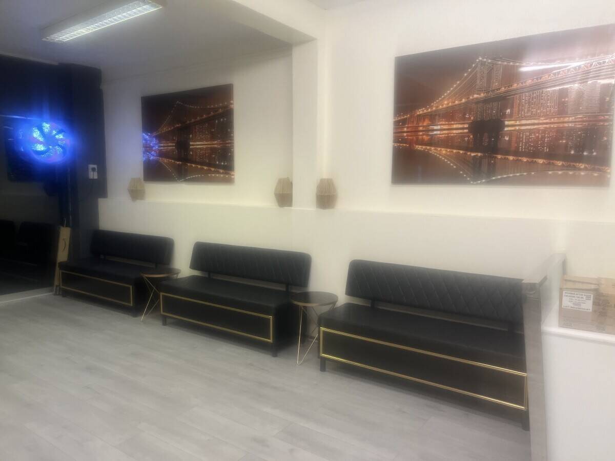 Unisex barber & hair salon is currently available for purchase in Calne Wiltshire