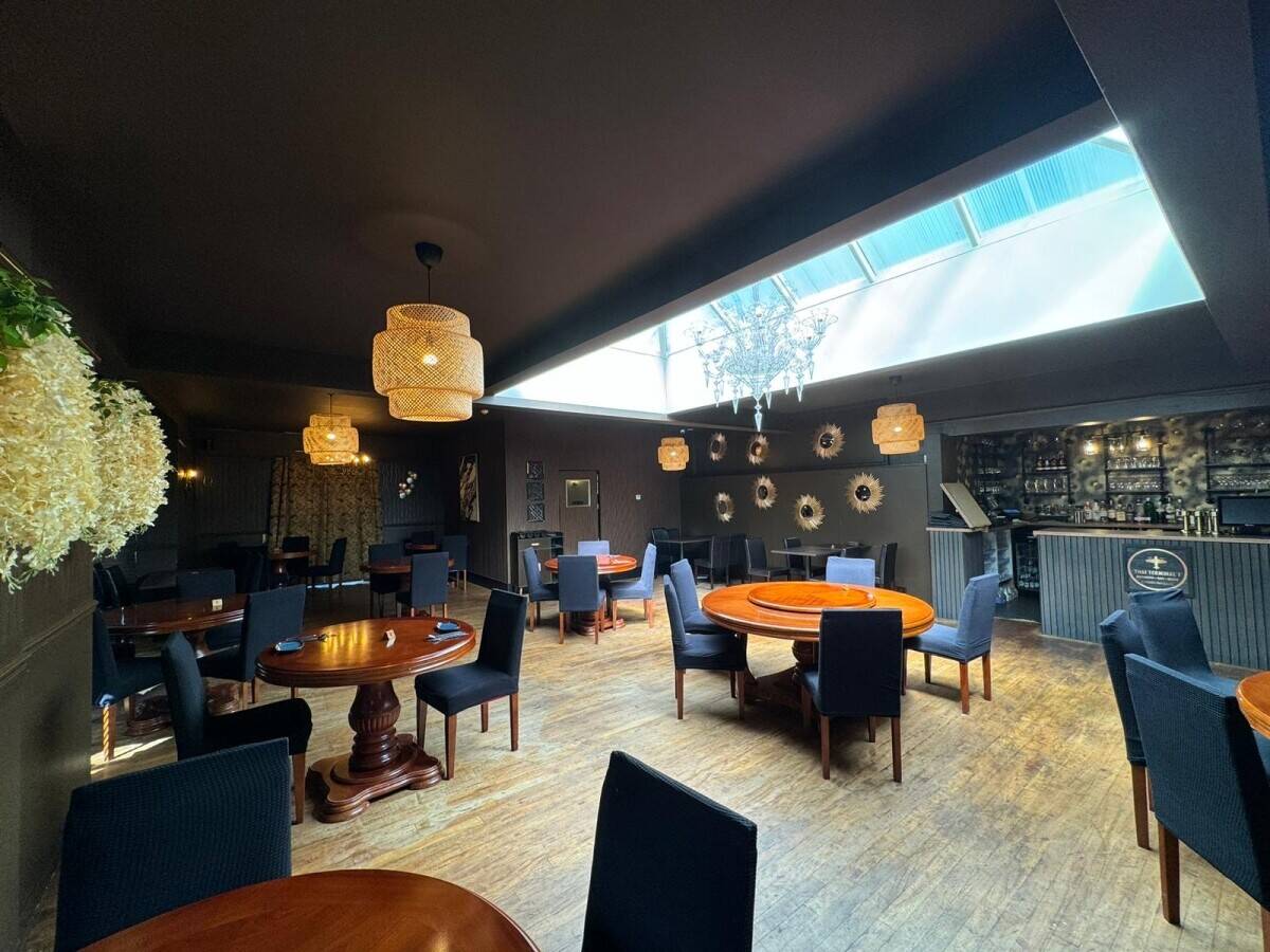 Fully furnished busy restaurant for sale