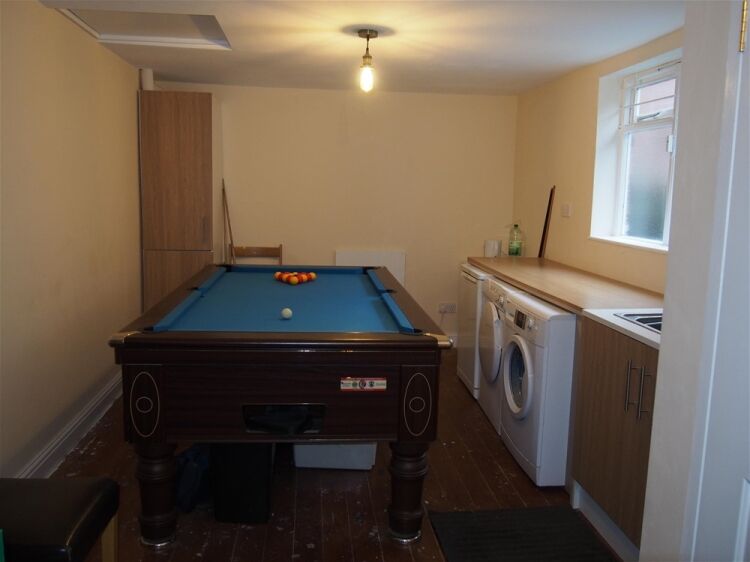 Retail For Sale in Wetherby Photo 13