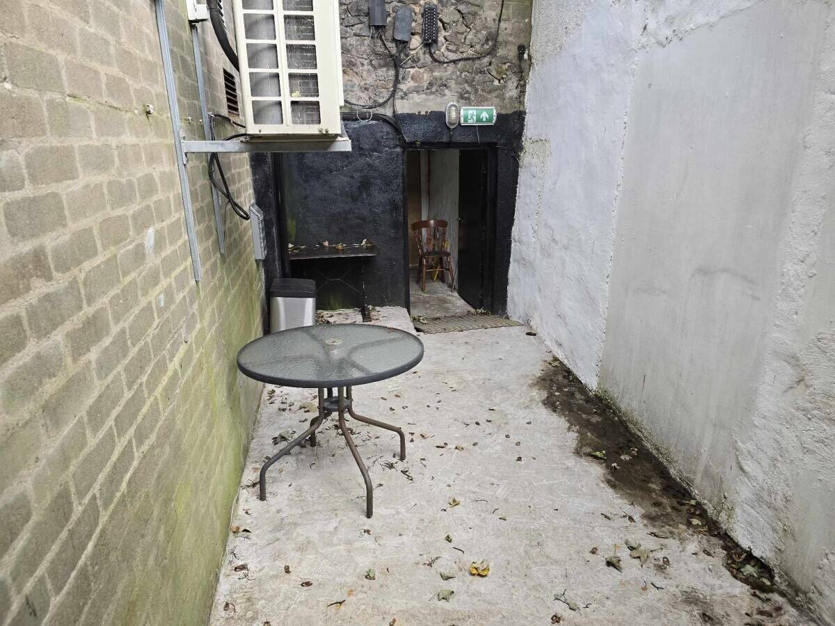 URGENT !!! THE CHEAPEST BAR/PUB FOR SALE IN UK !!! ABSOLUTELY BARGAIN !!! CITY CENTER ABERDEEN Photo 13