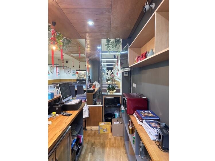 Profitable and Established Restaurant For Sale
