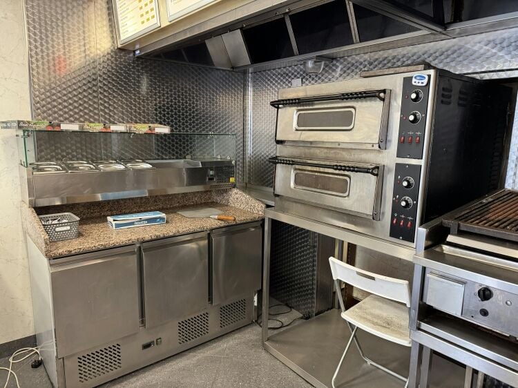 Takeaway Premises Lease for Sale