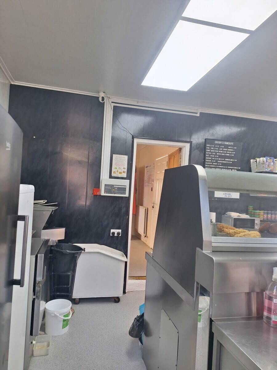 Fishnchips takeaway