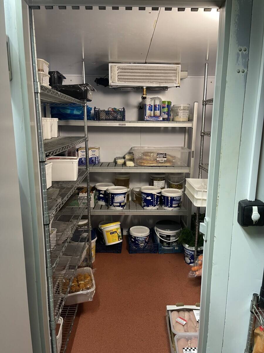 Turkish and Mediterrenean Restaurant for sale in Culcheth, Warrington Photo 13