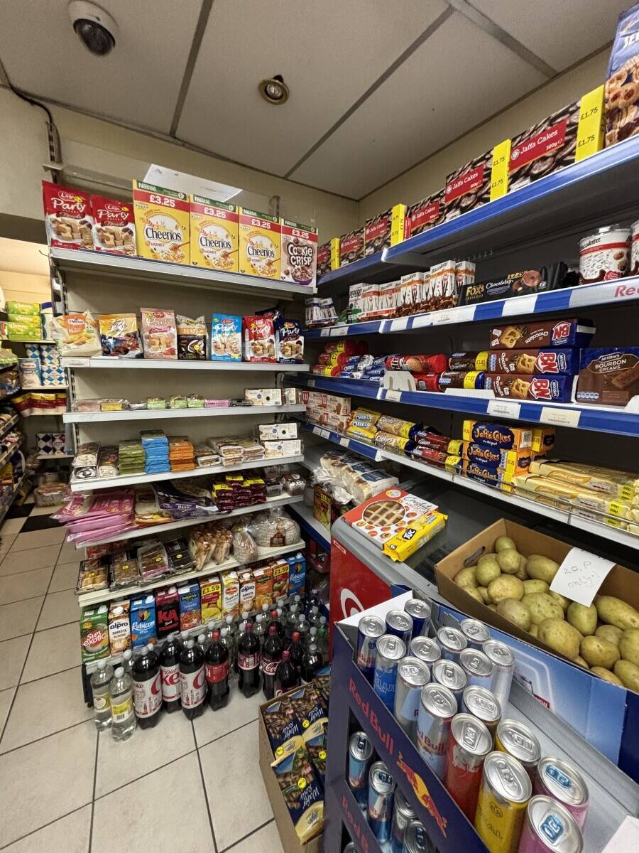 Last 15 year of the off-licence shop