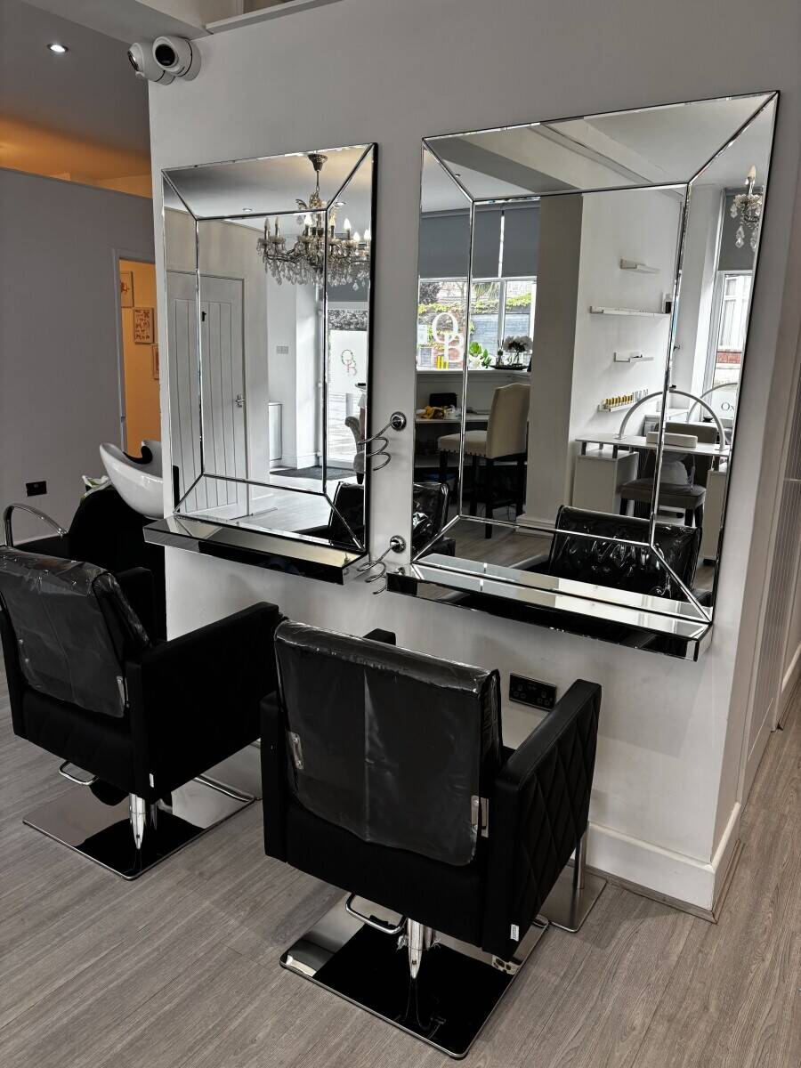 Oxford Blonde Hairdressers, Liverpool Photo 13