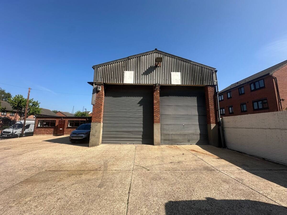 Rare Leasehold Opportunity B2 Light Industrial Unit