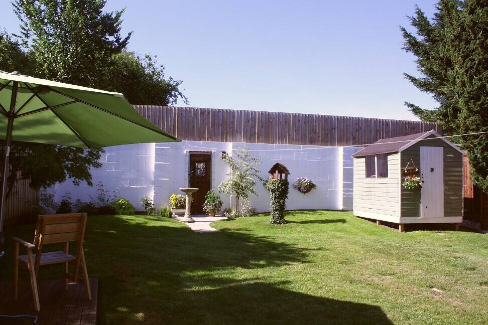 Immaculate Detached Guest House With 5 Ensuite Letting Rooms & 2 Bedroom Owners Accommodation