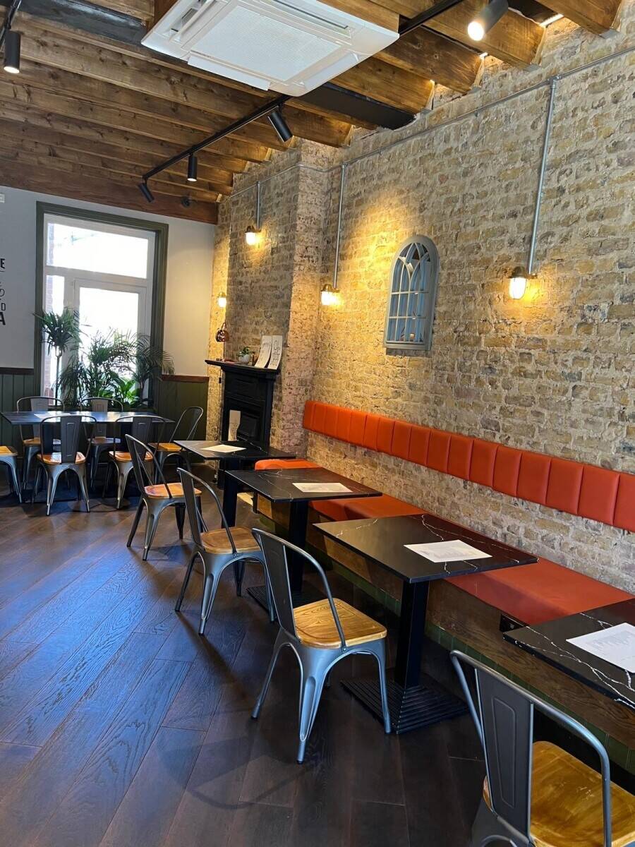 Cafe in Hammersmith for Sale