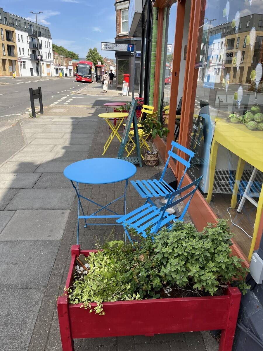 Turnkey Jazz Café & Wine Bar for Sale in Raynes Park – Fully Licensed, 9-Year Lease Photo 13