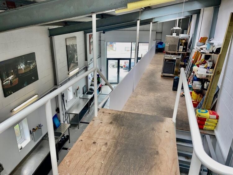 Leasehold Fish Mongers Located In Penryn, Cornwall Photo 13
