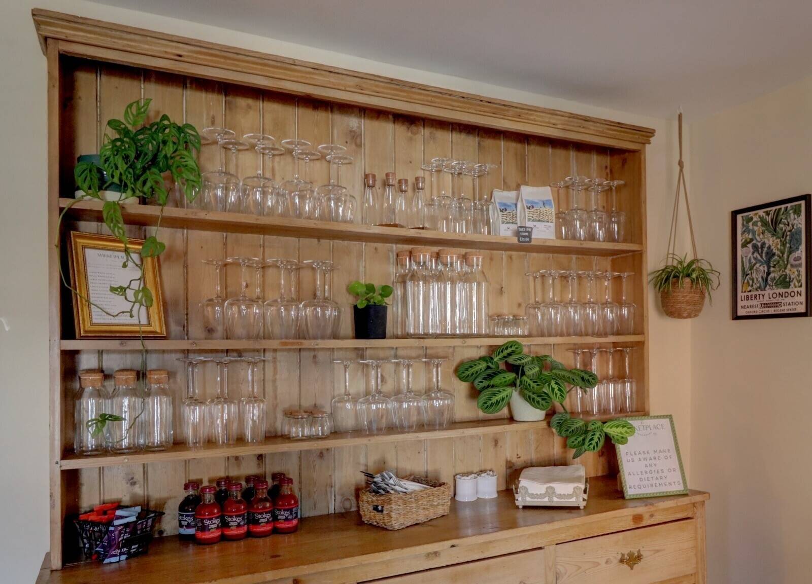 Coffee shop and bistro for sale