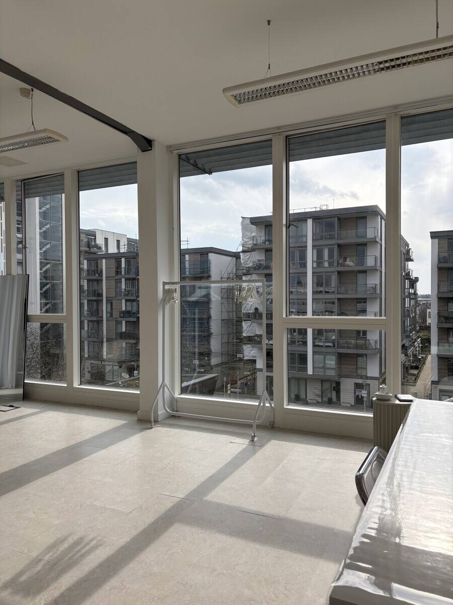 2 Events and Photography Studios for Sale in London Photo 8